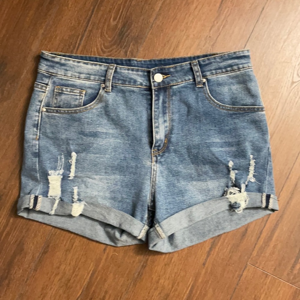*NEW* Distressed Jean Shorts